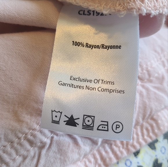 Coupe Collection Blouse - Picture 8 of 8